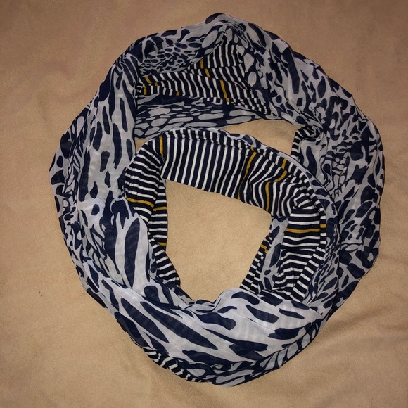 Express scarf - Picture 2 of 4